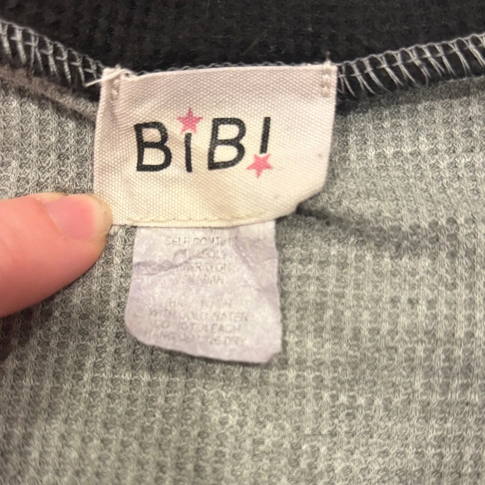 BiBi Ribbed Color Block Long Sleeve - Picture 2 of 4